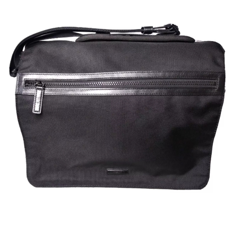 Michael Kors Parker Messenger Bag Black Shoulder Bag - Picture 5 of 12
